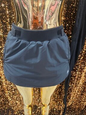 ALO Yoga Black Active Skort with Ribbed Waistband